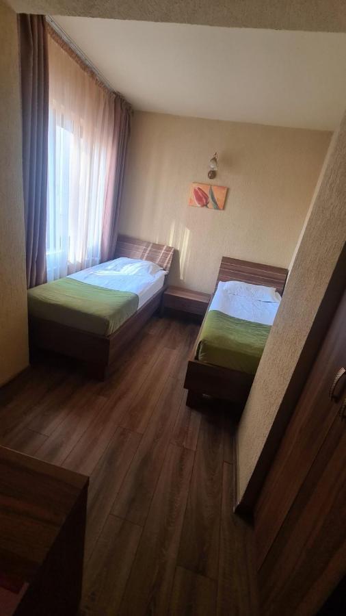 Hotel Gema Brasov Exterior photo